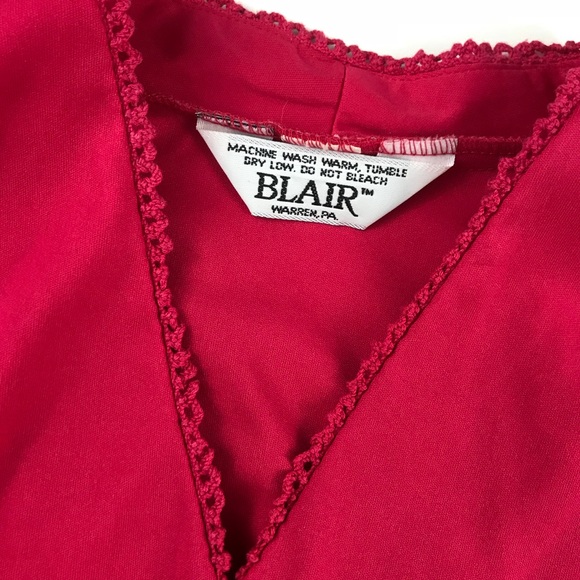 🚨SALE🚨Vintage 70’s Accordion Pleat Maxi Dress - Picture 3 of 7